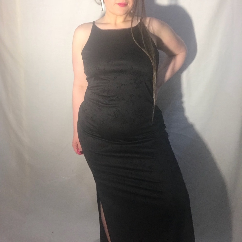 Alesia Black Maxi Vintage Dress